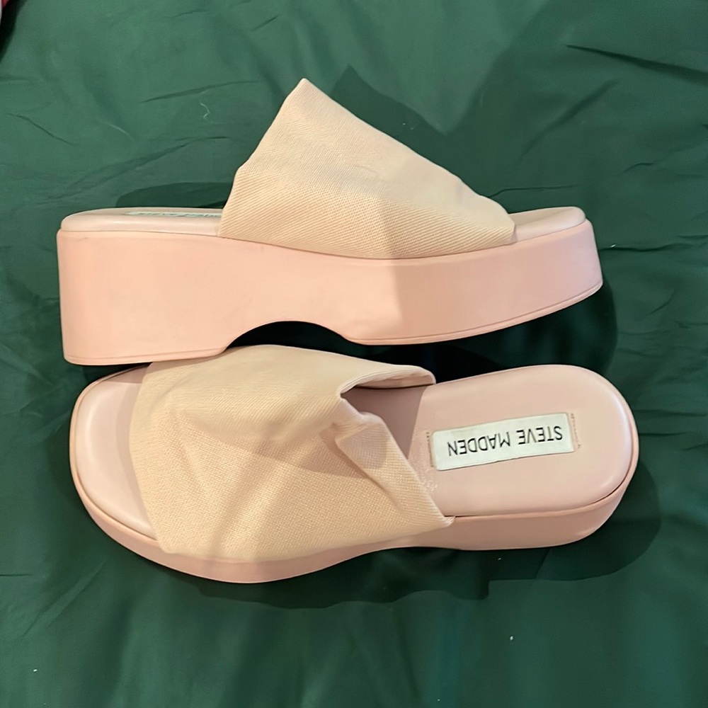Steve Madden slinky platform sandals pink